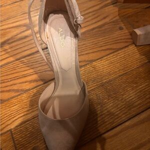 Aldo taupe shoes